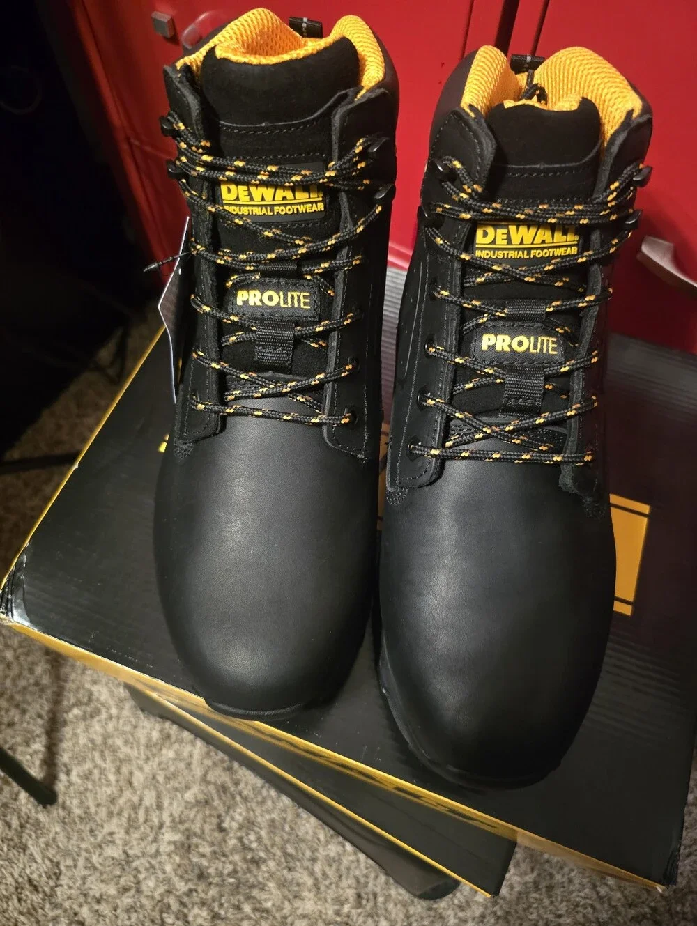 DeWALT Men's Black Safety Work Boots - Rugged All-Day Comfort